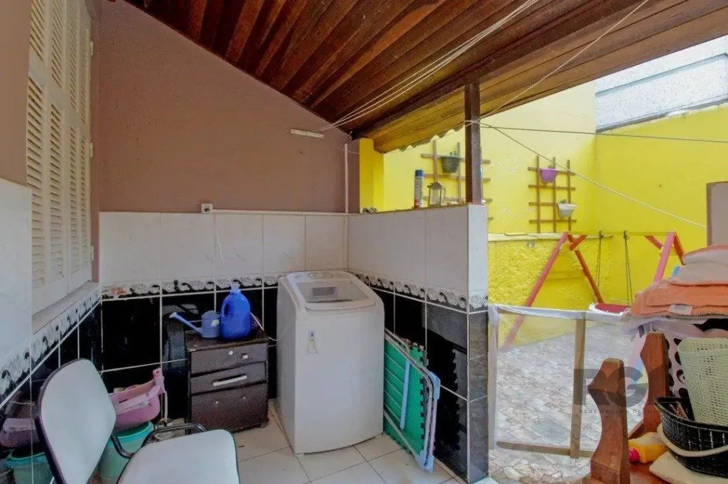 Imagem Casa 4 quartos no Bairro Bom Fim