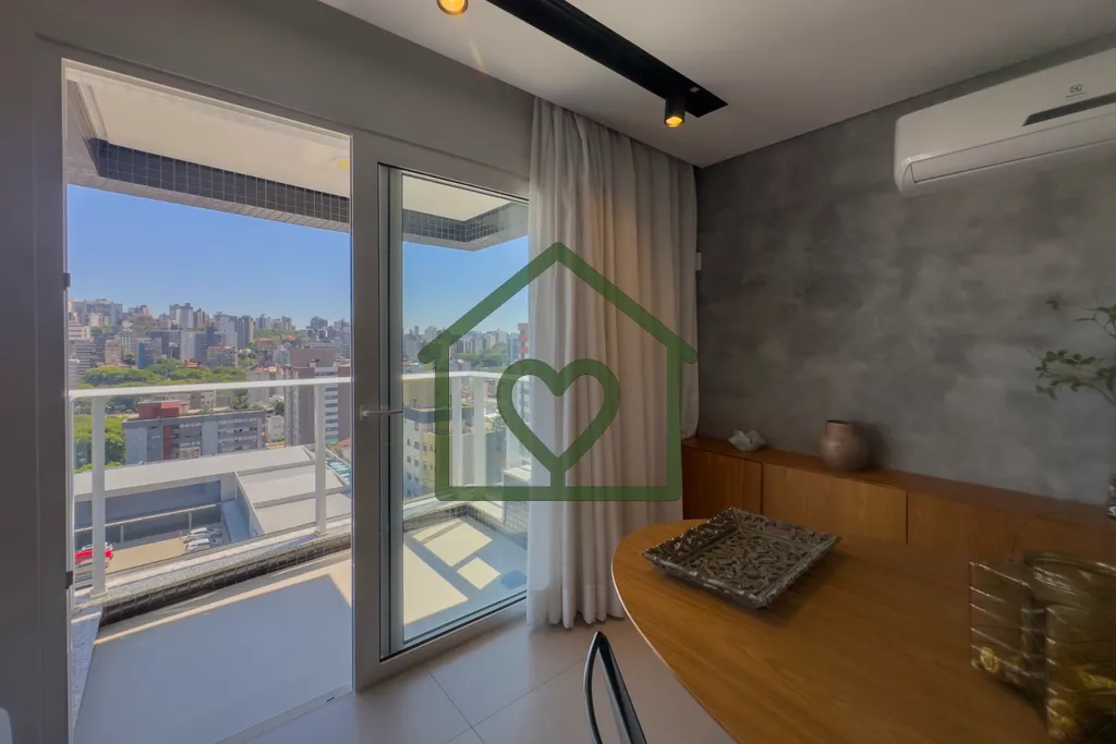 Imagem Excelente apartamento mobiliado, 2 dormitórios sendo 1 suíte, último andar com vista privilegiada...
