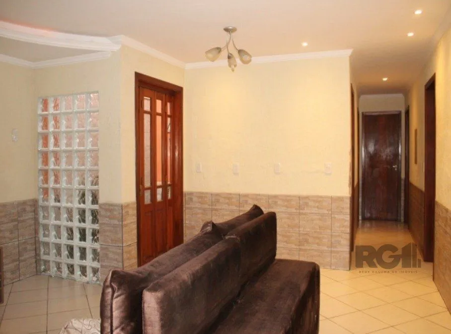 Imagem Casa 179m², 3 dormitórios, 3 vagas no bairro Parque Santa Fé