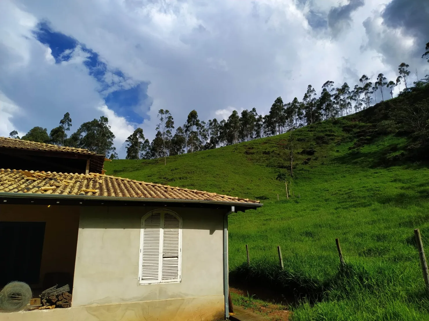 Foto do imóvel Chácara à venda 4 Quartos, 1 Suite, 37000M², Zona Rural, Silveiras - SP