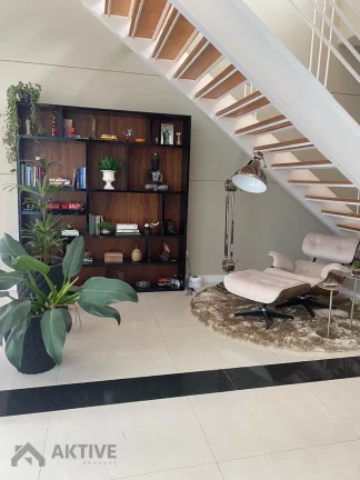 Imagem Casa de Condomínio em Alphaville - Santana de Parnaíba, SP