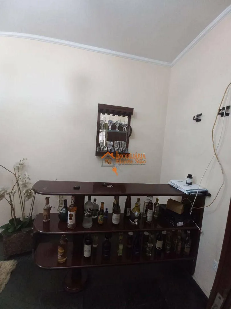 Imagem Sobrado com 3 dormitórios à venda, 205 m² por R$ 1.568.800,00 - Jardim Santa Francisca - Guarulhos/SP