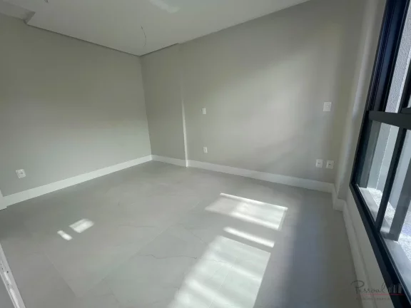 Imagem Excelente apartamento com 1 suíte , lavabo, 1 vaga e hobby box. Condomímio possui salão de festas...