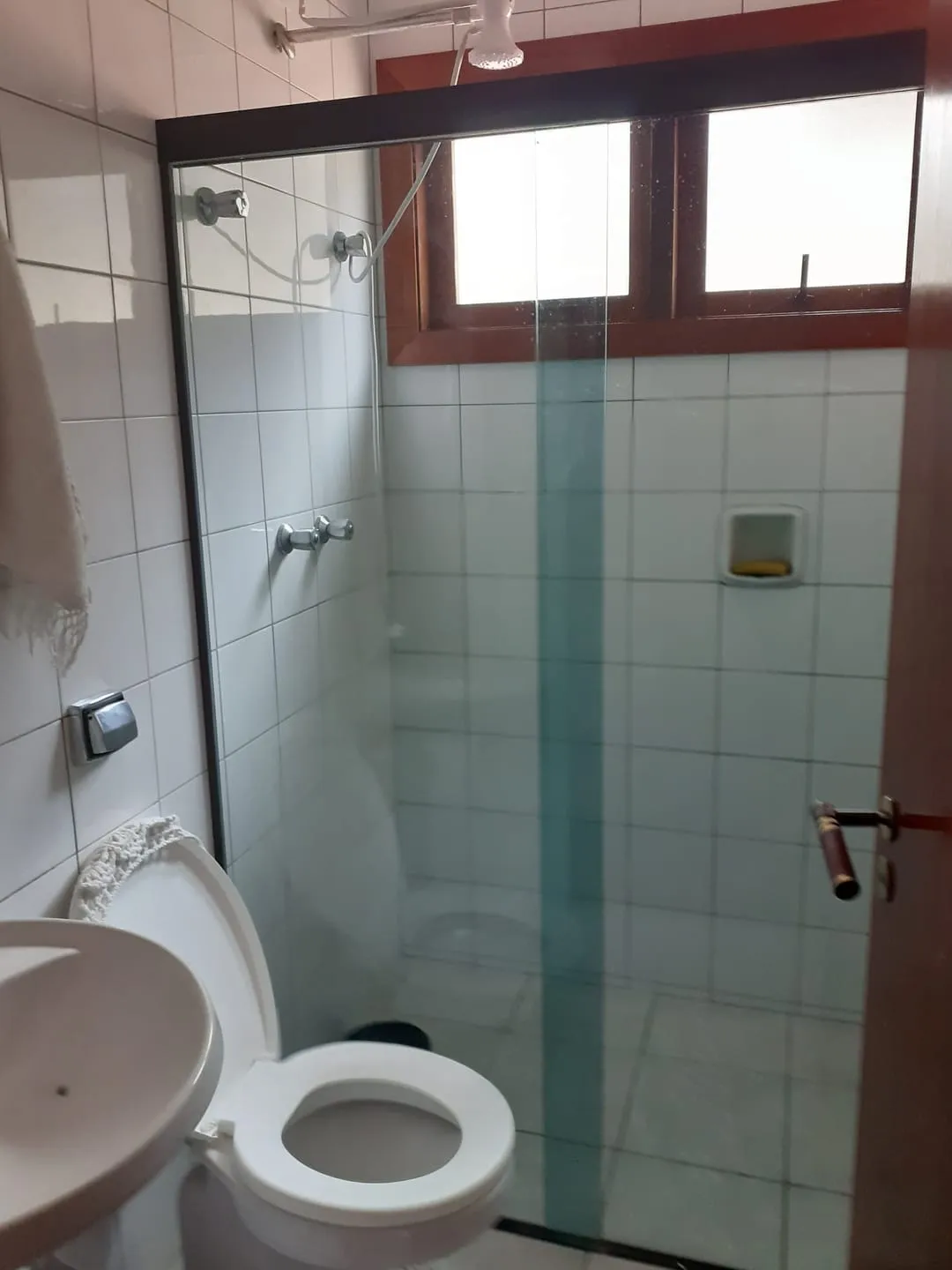 Imagem Casa à venda 3 Quartos, 2 Suites, 3 Vagas, 348M², Parque São Domingos, Pindamonhangaba - SP