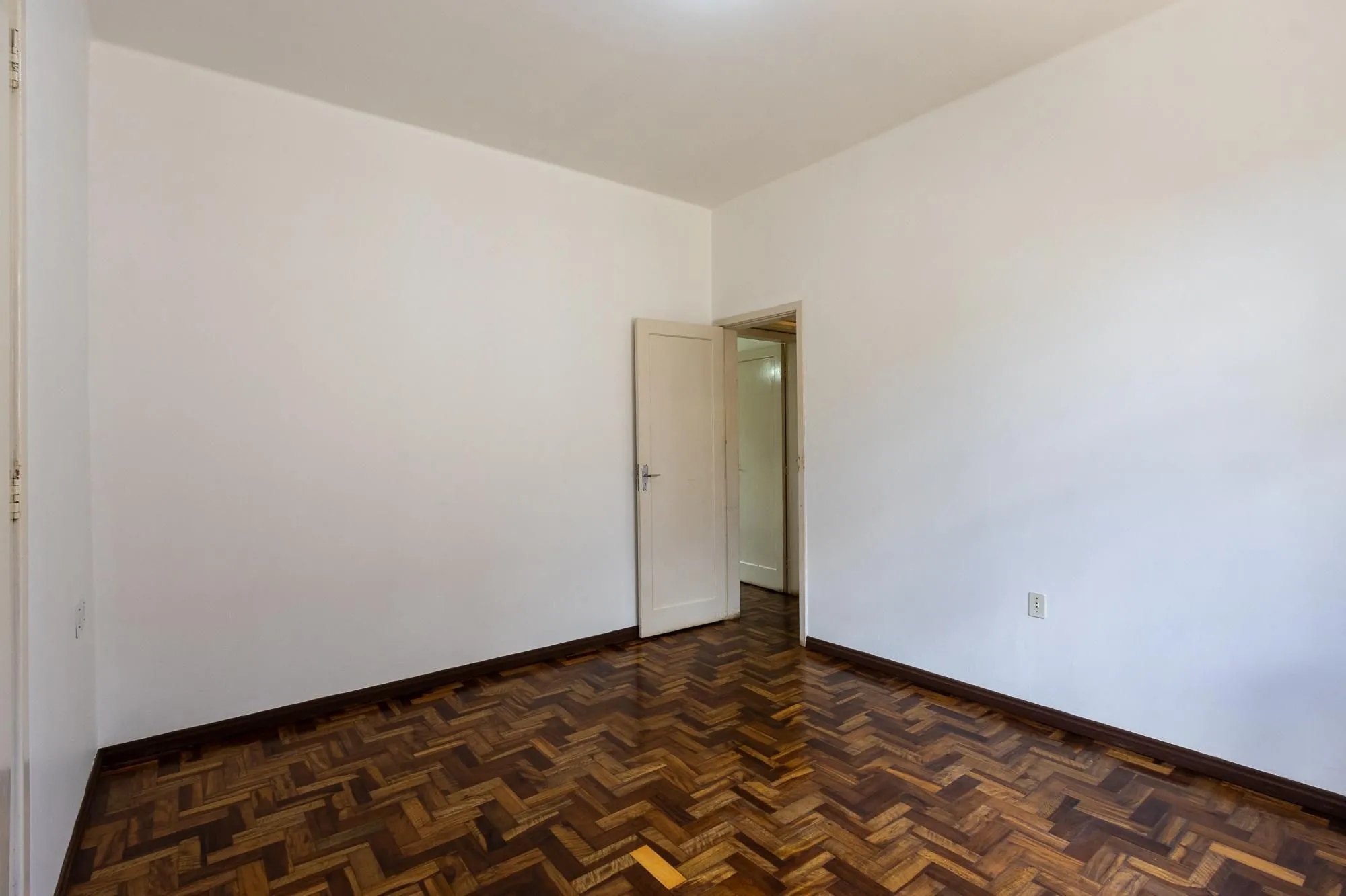 Imagem CASA 2 DORMITÓRIOS NO SANTA TEREZA