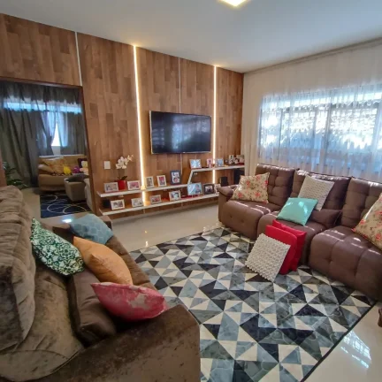 Imagem Casa De 3 Quartos Com Suite Sozinha No Lote Em Avenida No Marilia