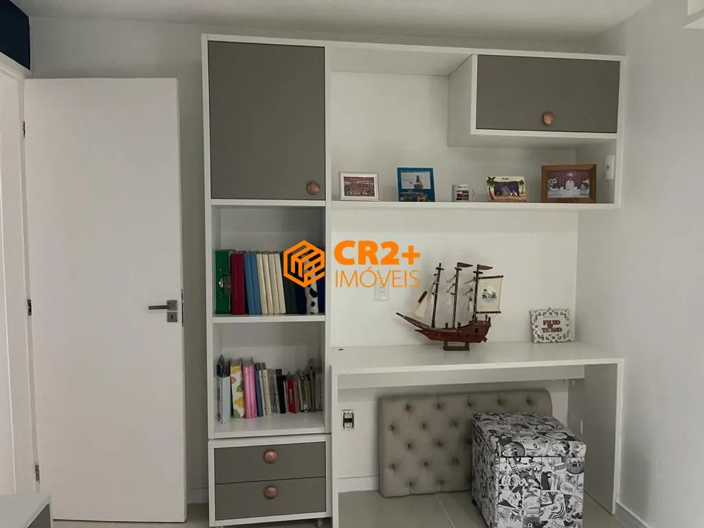 Imagem Vendo apartamento no Aflitos com 04 quartos -120m²