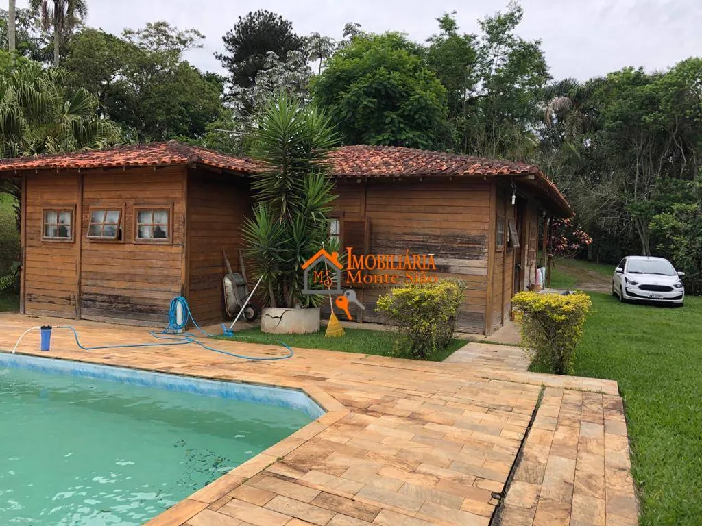 Imagem Casa com 6 dormitórios à venda, 300 m² por R$ 1.290.000,00 - Fazenda Velha - Arujá/SP