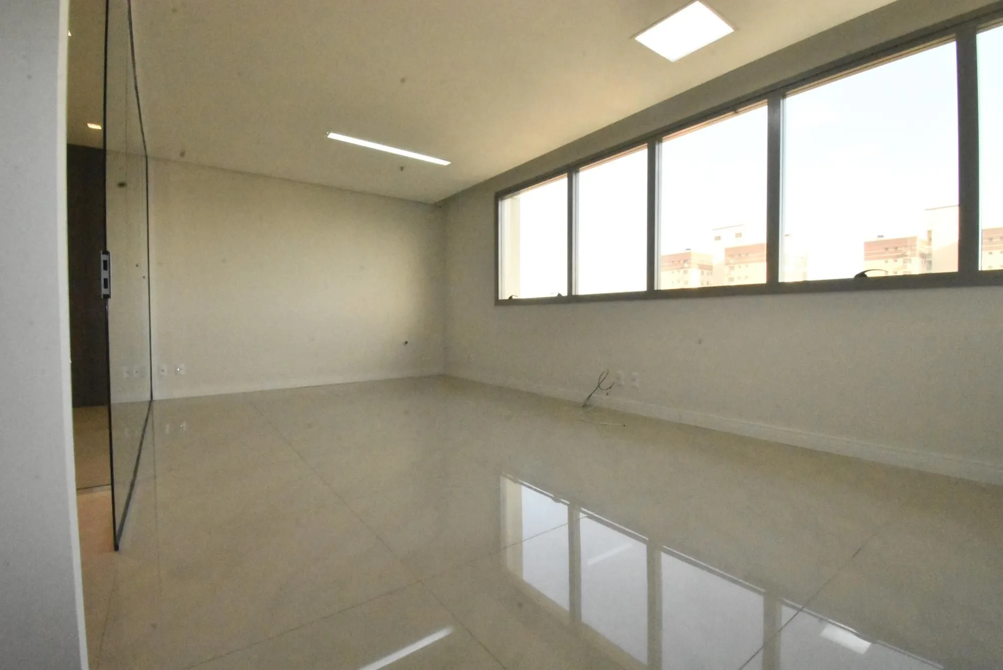 Imagem Linda Sala Comercial no Condomínio Getúlio Vargas Prime Ofices