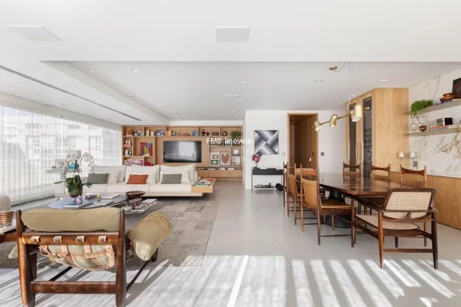 Imagem Apartamento à venda na Vila Nova Conceição, com 3 suítes, 2 salas, 4 vagas, 243 m²