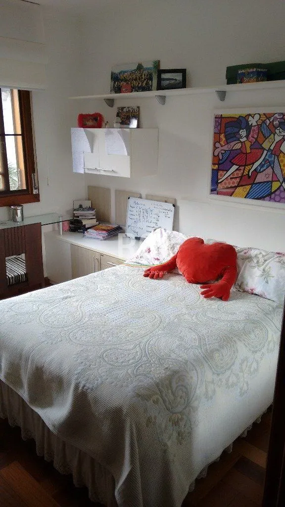 Imagem Apartamento para Venda - 238.12m², 3 dormitórios, sendo 1 suites, 3 vagas - Menino Deus