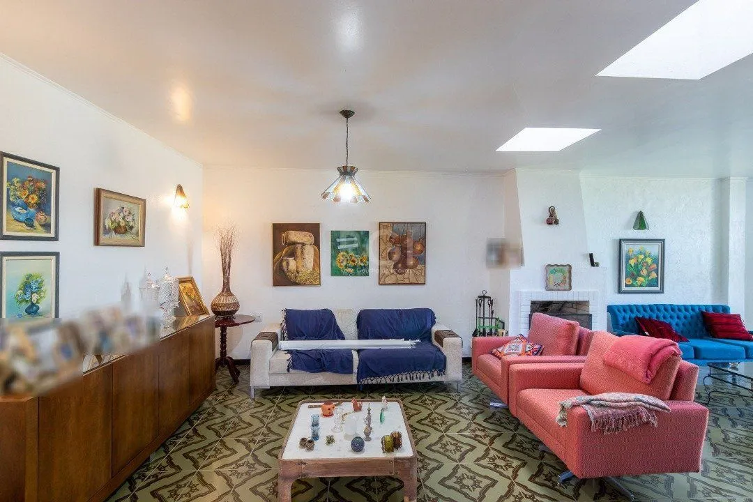 Imagem Casa para Venda - 400m², 5 dormitórios, sendo 2 suites, 4 vagas - Vila Assunção