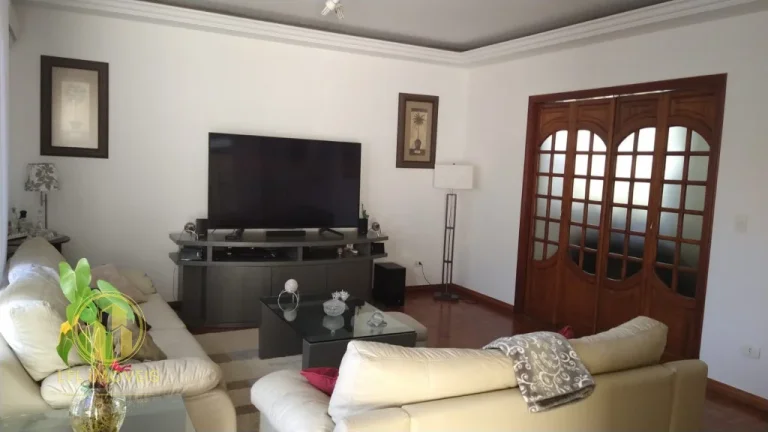 Imagem Sobrado à Venda, 310 m², 3 dormitórios, 4 vagas. - Adalgisa / Osasco
