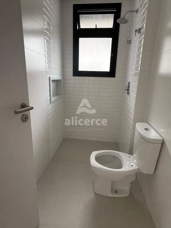 Imagem Apartamento à venda com 3 quartos 2 suítes, 78m² em Canto Florianópolis