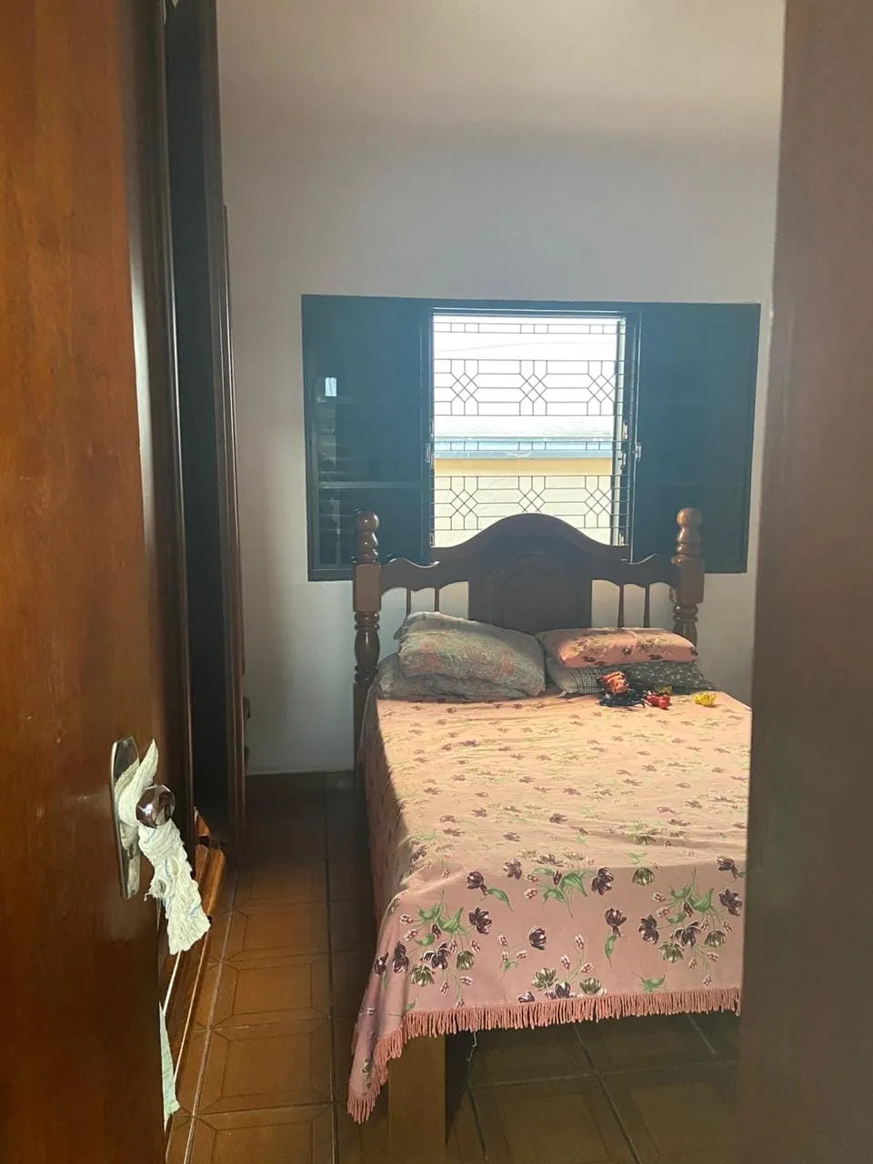 Imagem Casa à venda 3 Quartos, 1 Suite, 3 Vagas, 330M², Parque Tabaeté, Taubaté - SP