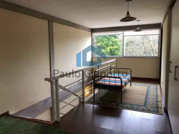 Imagem Casa Moderna à venda no Centro da Granja Viana