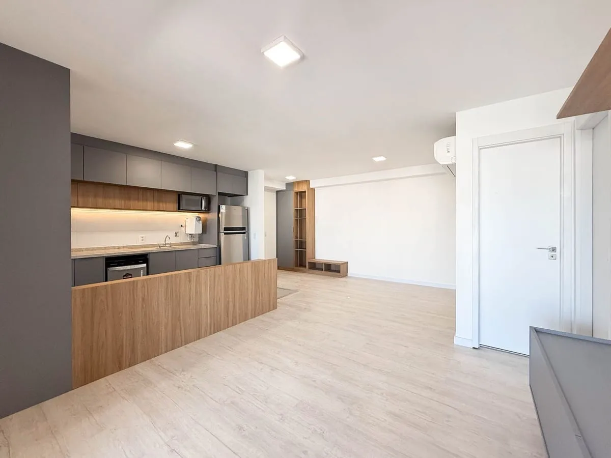 Imagem Apartamento com 3 Quartos para alugar, 105m² - Vila Santa Catarina
