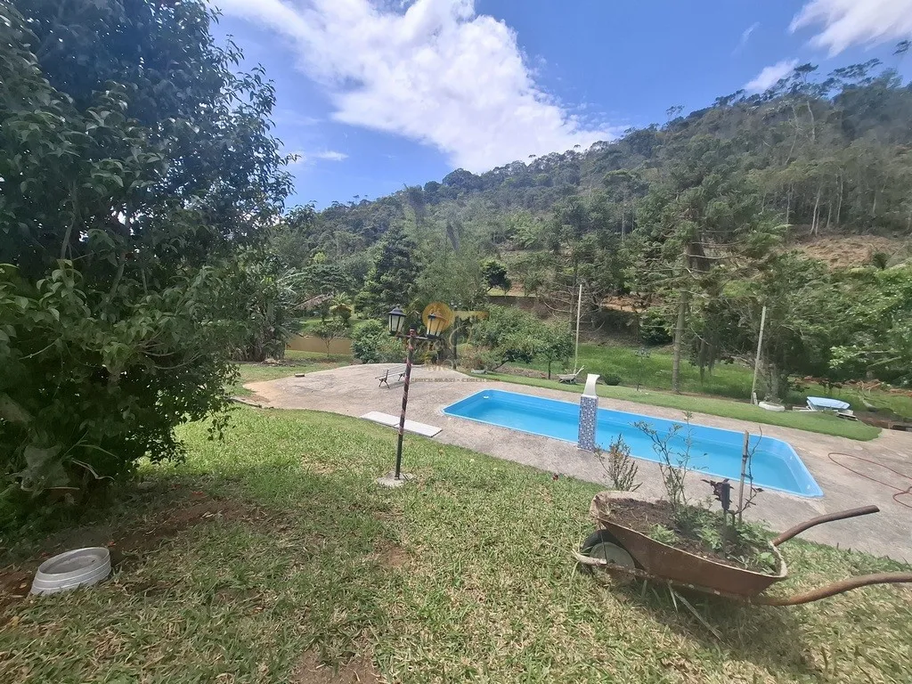 Imagem Casa para Venda em Teresópolis / RJ no bairro Albuquerque