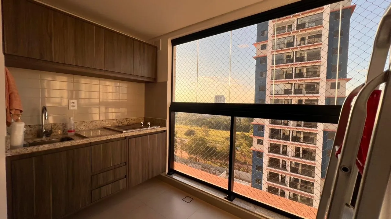 Imagem Apartamento Moderno de 67 m² com Suíte, Sacada Gourmet, Vista para o Pôr do Sol e 2 Vagas no Biarritz Campolim