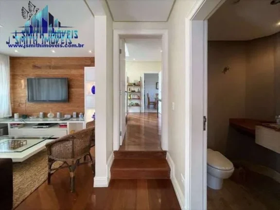 Imagem Linda casa contemporânea, integrada, com ótimo acabamento.
- Pé direito alto, envidraçada, bem a...