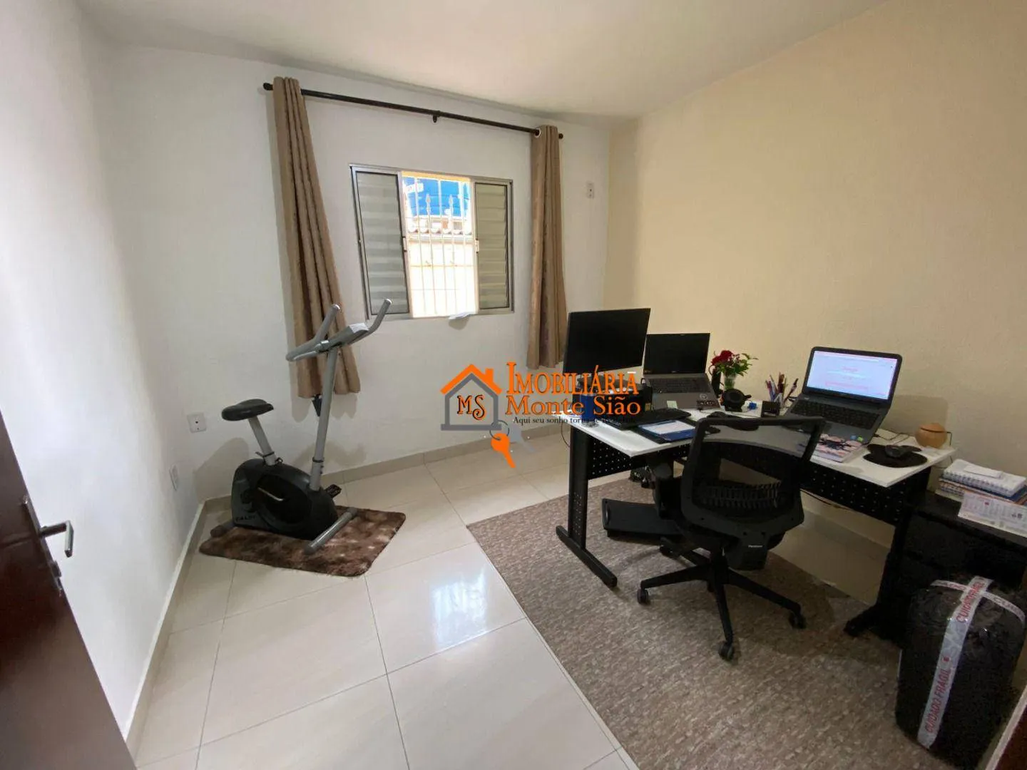 Imagem Casa com 3 dormitórios à venda, 180 m² por R$ 500.000,00 - Cidade Soberana - Guarulhos/SP