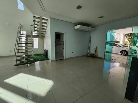 Imagem Mansão com 5 suites e piscina no bairro Adrianópolis, em localização privilegiada pronta para ser financiada