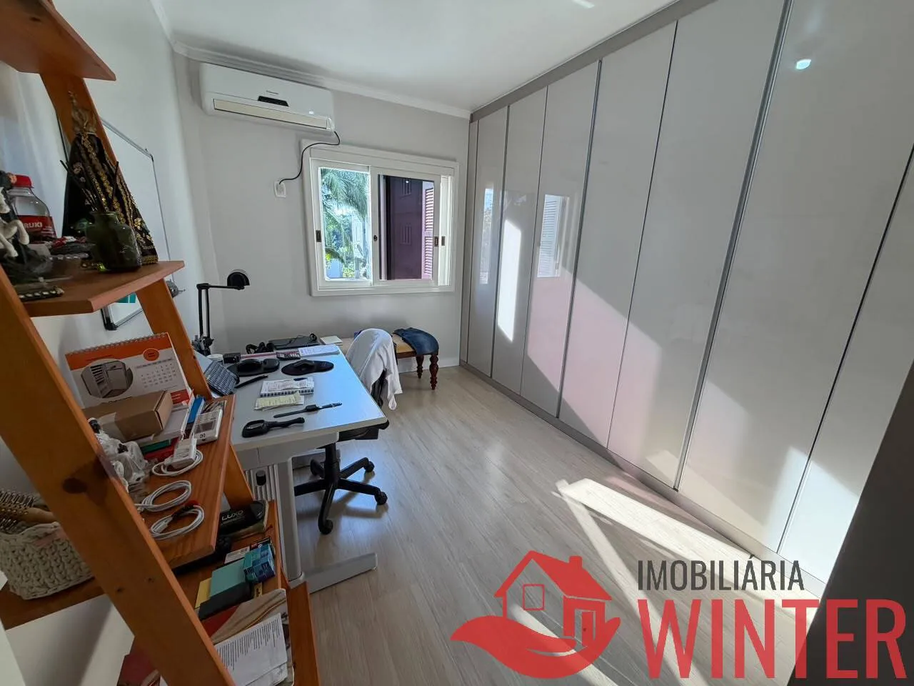 Imagem Apto mobiliado com 2 dorm e 2 vagas.