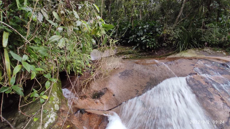 Imagem Sítio a VENDA, com várias lindas cachoeiras, a 4Km da SC 108, de fácil acesso. Lugar Maravilhoso em meio a natureza! Propriedade ótima para investime