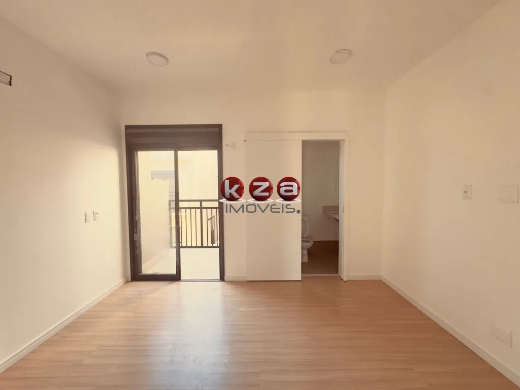 Imagem Casa a venda no Condomínio Villa Arte 28 em Vinhedo-SP: 3 suítes, 2 salas e 140m² de área!