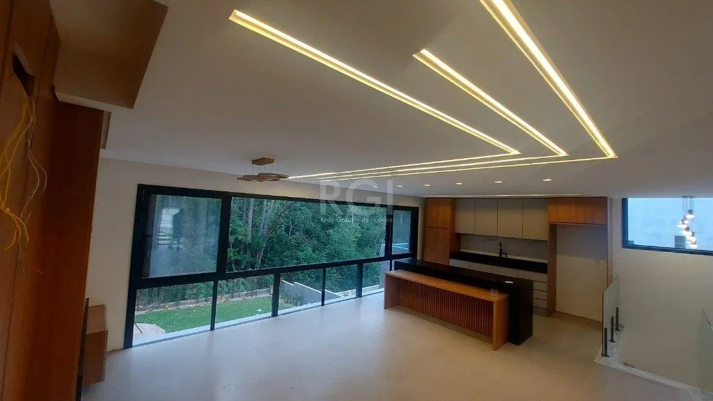 Imagem Casa Condominio para Venda - 330m², 3 dormitórios, sendo 3 suites, 2 vagas - Querência