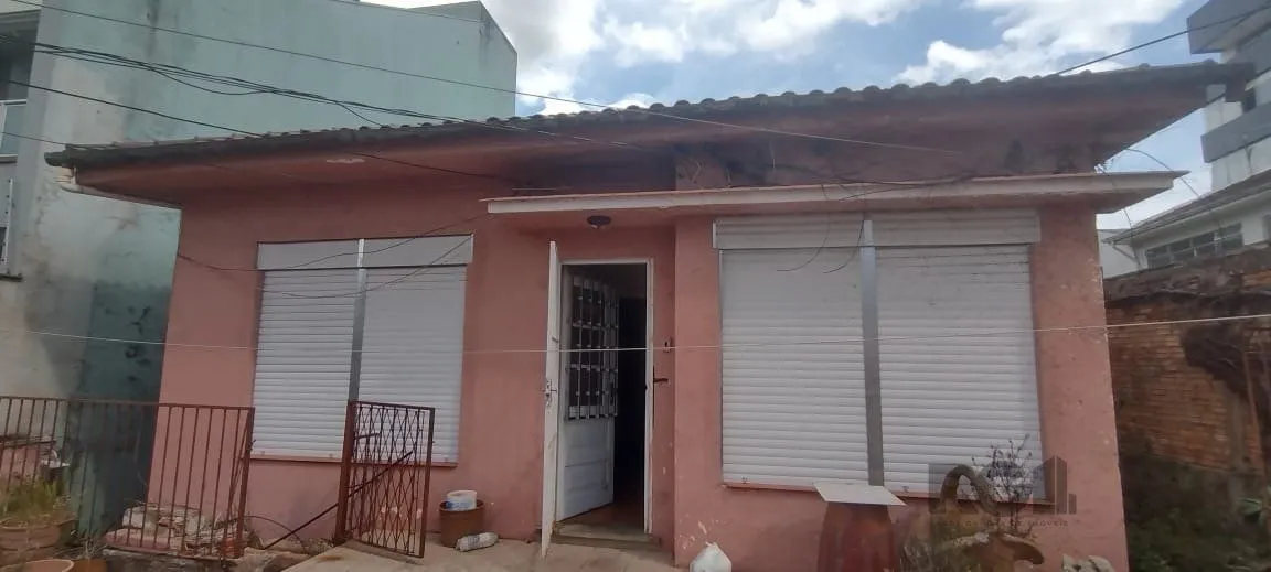 Imagem Casa para Venda - 280m², 4 dormitórios, 1 vaga - Santana