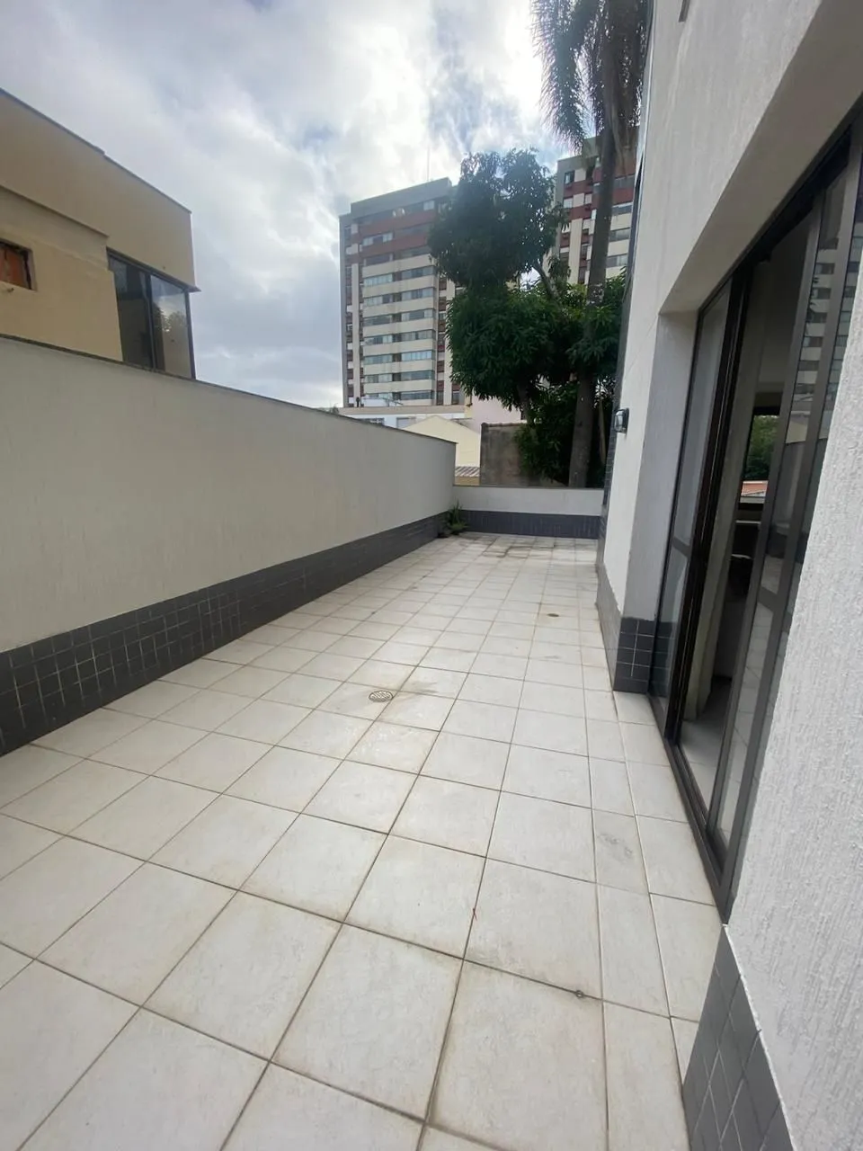 Imagem Apartamento Guardem com 2 dormitórios no bairro Jardim Botânico.