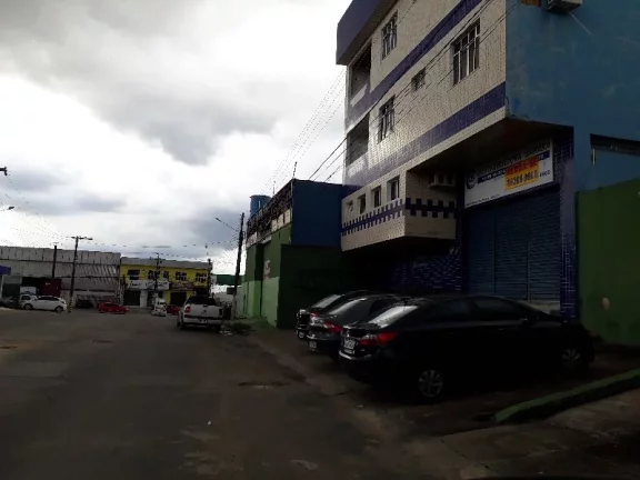 Imagem Excelente Terreno no bairro Parque 10, perto de padaria , de supermercado e da via principal