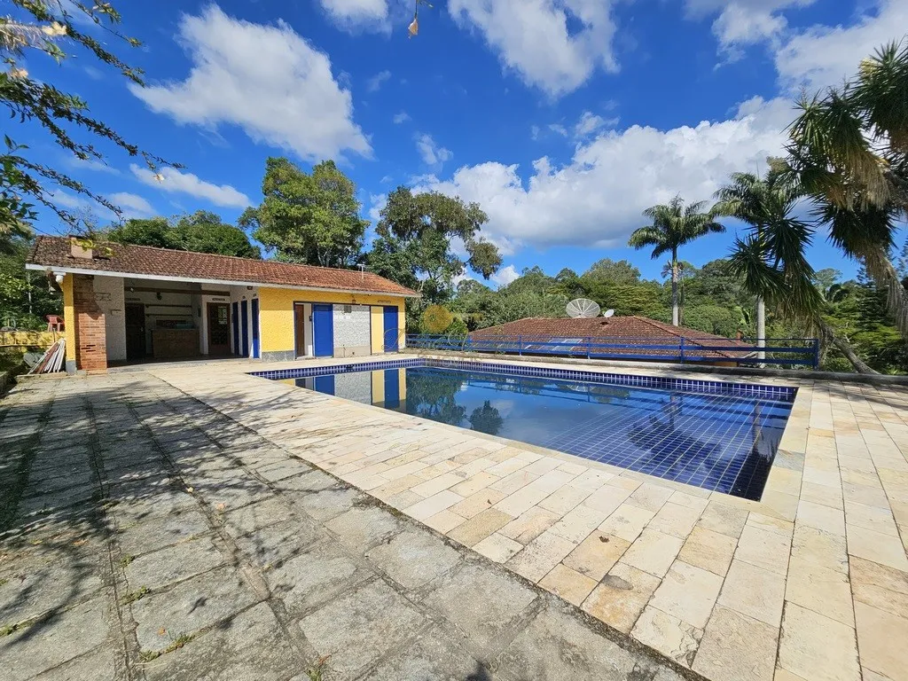 Imagem Casa para Venda em Teresópolis / RJ no bairro Pessegueiros