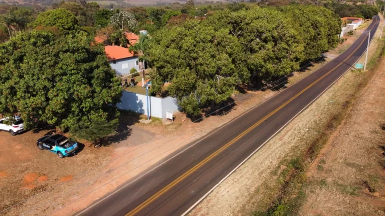 Imagem CHÁCARA Á VENDA NO CONDOMINIO BOM JARDIM | KM 08 RODOVIA NELSON NOGUEIRA, ASFALTO ATÉ NA PORTA DO CONDOMINIO, EXCELENTE LOCALIZAÇÃO