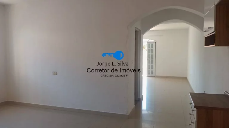 Imagem Sobrado Enorme no Portal I 3 Dormitórios 1 Suíte vaga 2 carros + Salão 70m2