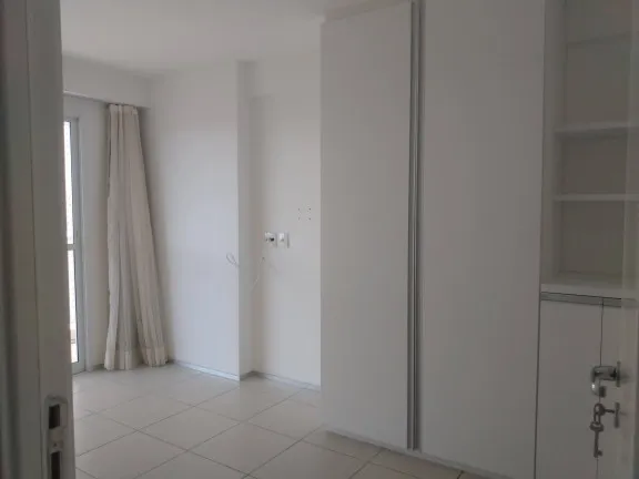Imagem Apartamento com 2 Quartos à Venda, 61 m² em Meireles - Fortaleza