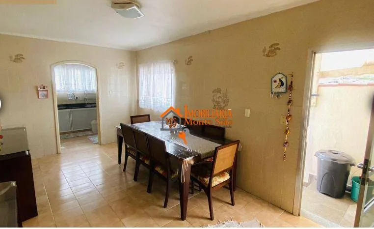 Imagem Sobrado com 3 dormitórios à venda, 194 m² por R$ 599.000,00 - Paraventi - Guarulhos/SP