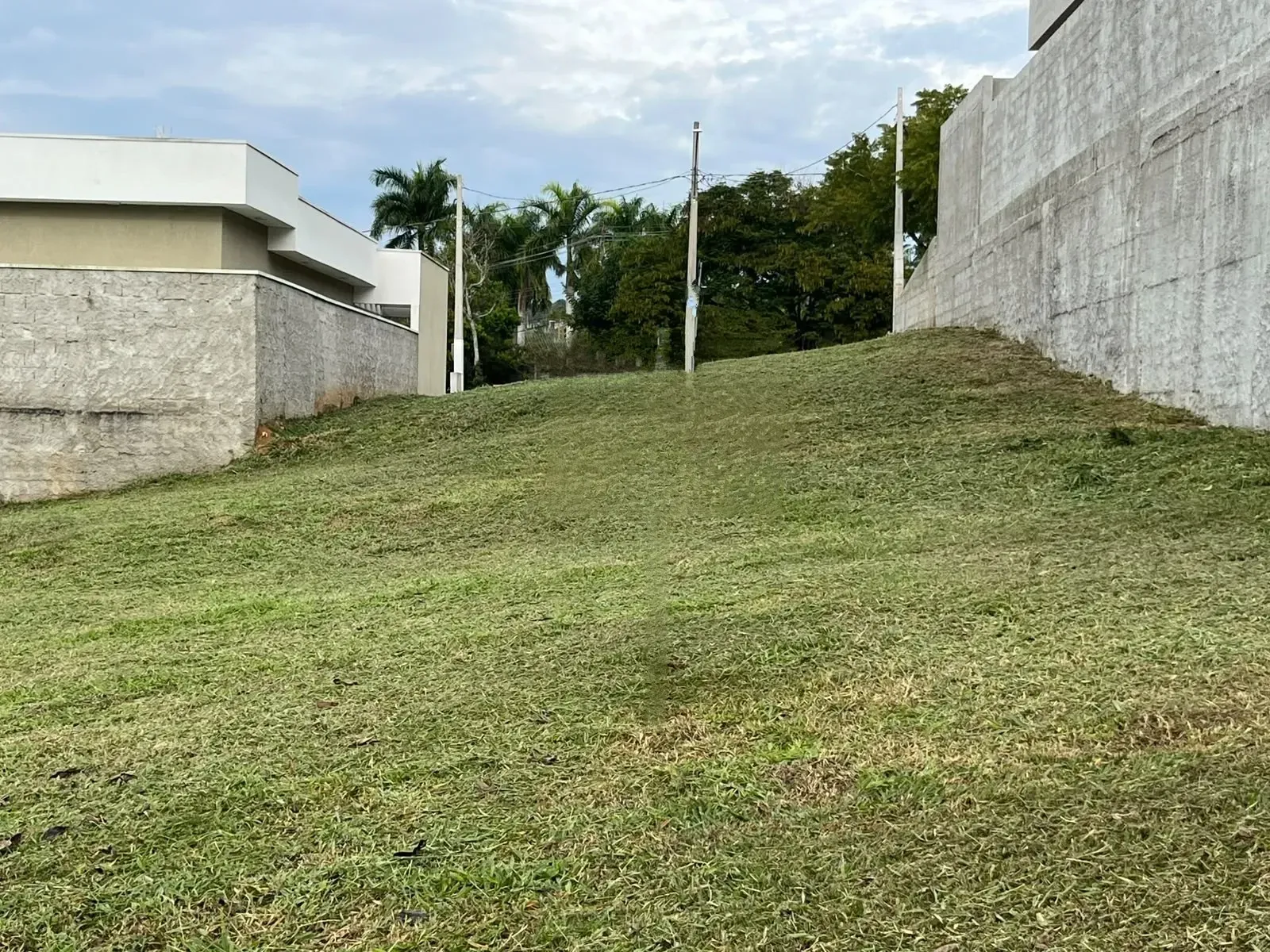 Imagem Terreno em Condomínio à Venda, 275 m² em Morada dos Nobres - Taubaté