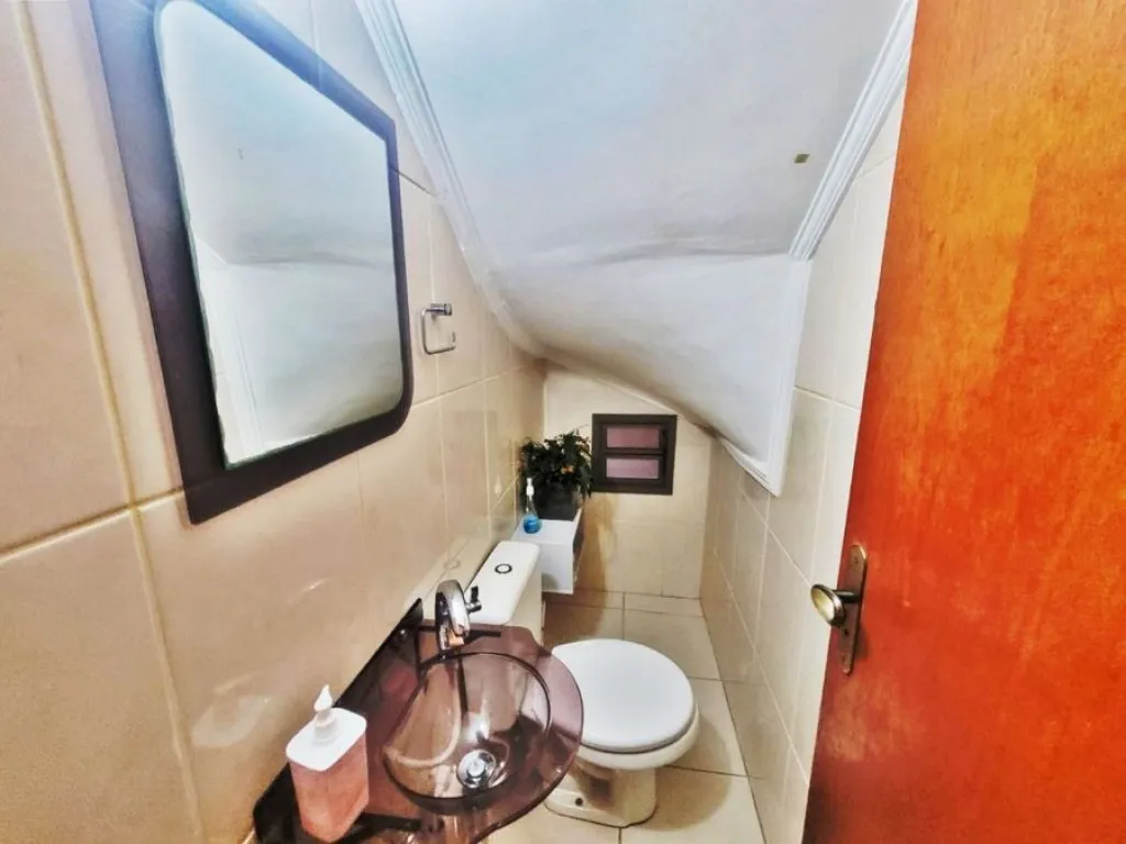 Imagem CASA COM 130,00 m² - CANTO DO FORTE - PRAIA GRANDE SP