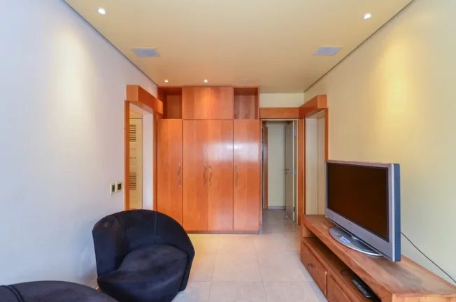 Imagem Apartamento à venda em São Paulo, Vila Mariana, com 4 quartos, 270m2