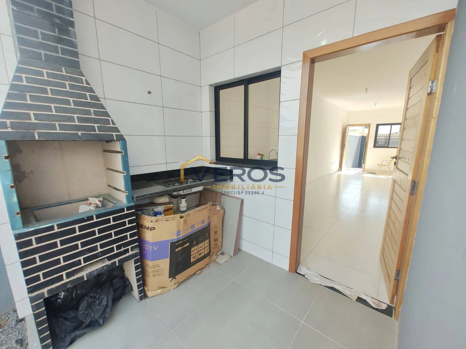 Imagem Casa nova com churrasqueira para venda no Balneário dos Golfinhos Caraguá
