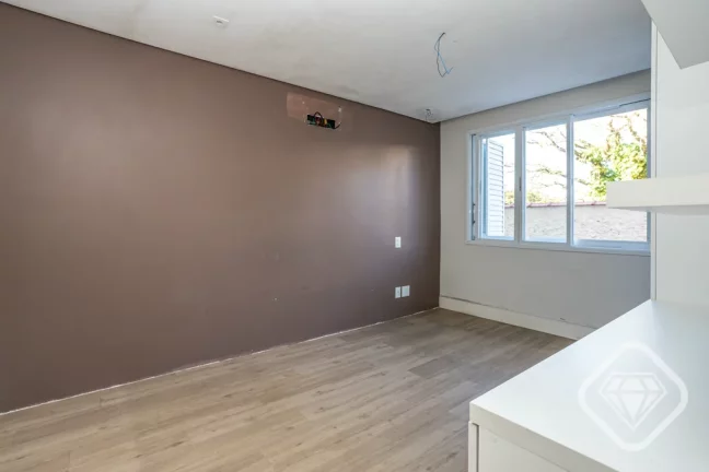 Imagem Apartamento semi mobiliado em Teresópolis

68 m² privativos, 2 dormitórios, vaga de garagem e exc...