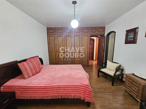 Imagem Viva o Luxo com Vistas Deslumbrantes: Propriedade Única de 733m² em Teresópolis