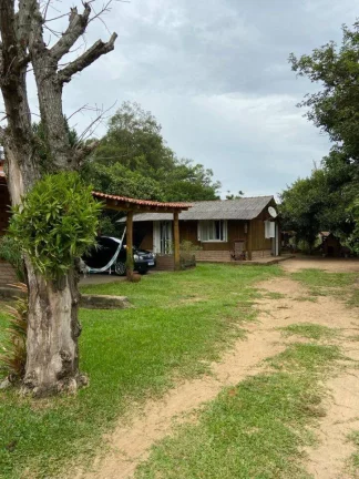 Imagem Lindo chalé com quiosque em condomínio fechado, Águas Claras, Viamão