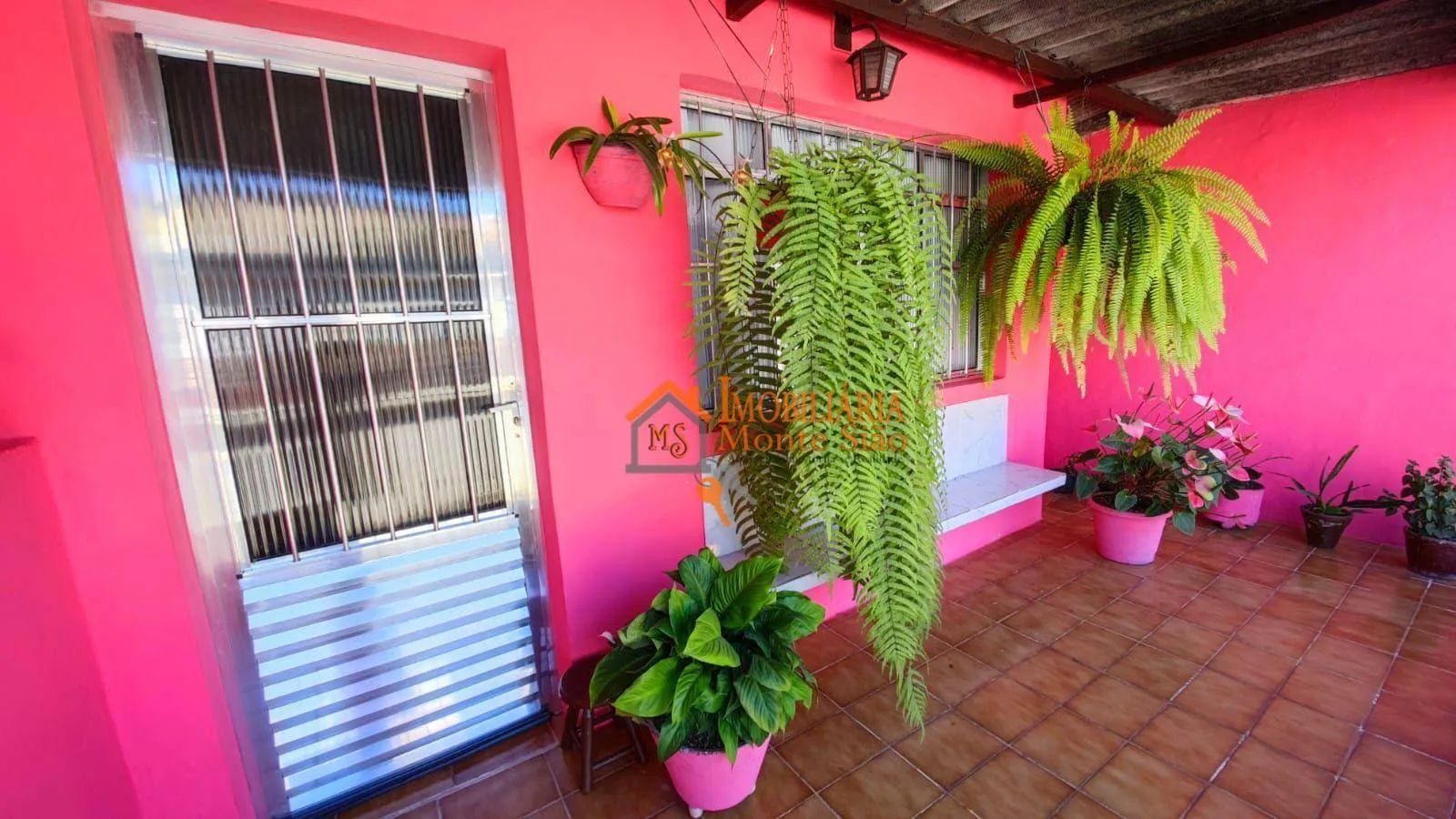 Imagem Sobrado com 3 dormitórios à venda, 175 m² por R$ 350.000,00 - Vila Rio - Guarulhos/SP