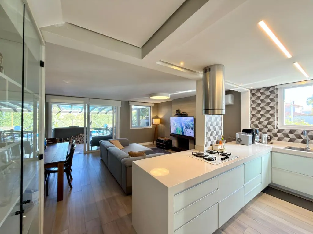 Imagem Casa em Condominio 4 Dormitórios - Bairro Atlantida