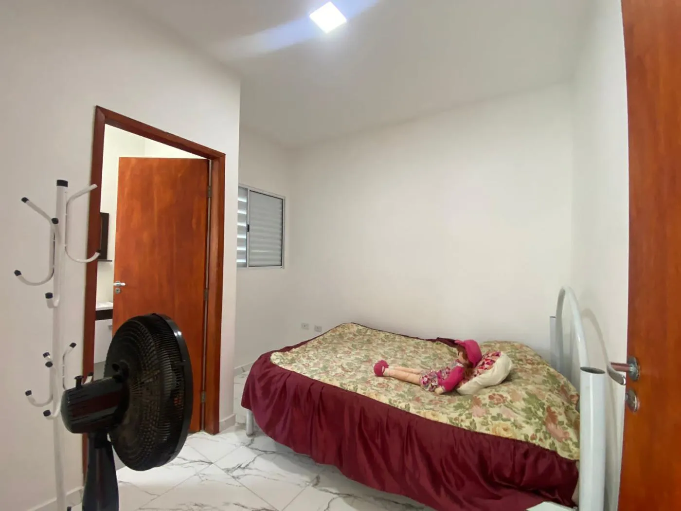 Imagem Casa para Venda em Itanhaém, Cibratel II, 2 dormitórios, 1 suíte, 1 banheiro, 1 vaga