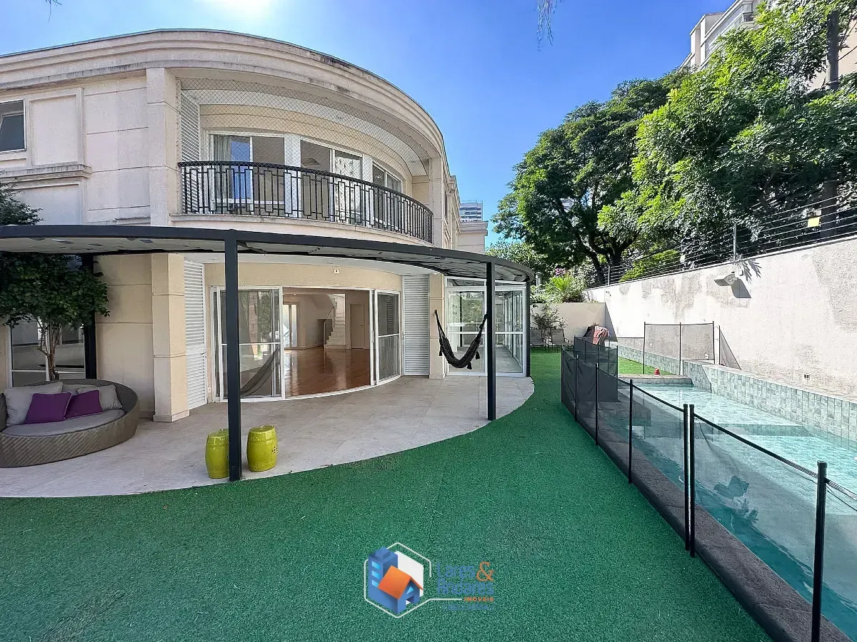 Foto do imóvel Casa no condomínio Quadra Real para venda com 3 quartos, sendo 3 suítes, 450m² em Rua Barão do Triunfo
