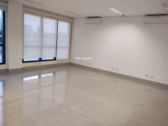Imagem Prédio comercial com 3.185m2 na Barra Funda.